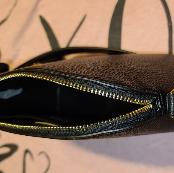 Ralph Lauren Purse - Picture 9 of 13